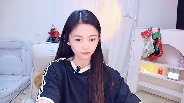 CN-Babycat online show from December 18, 2025, 3:49 pm