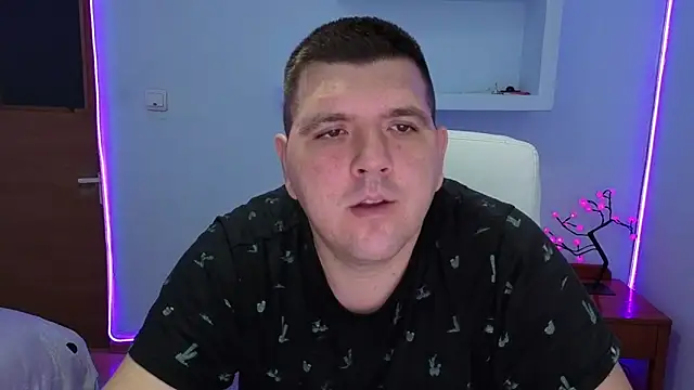 Snapshot of JasonJacks chatting on September 12, 2025, 4:01 am JasonJacks online show from September 12, 2025, 4:01 am