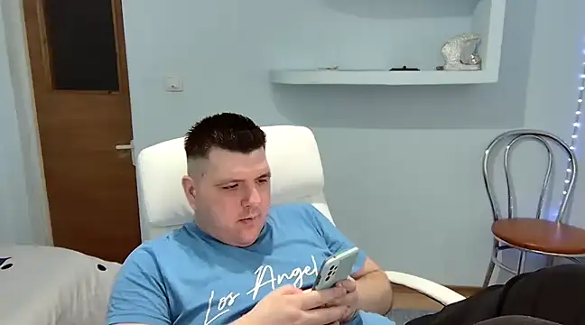 Snapshot of JasonJacks chatting on March 7, 2025, 2:34 pm JasonJacks online show from March 7, 2025, 2:34 pm