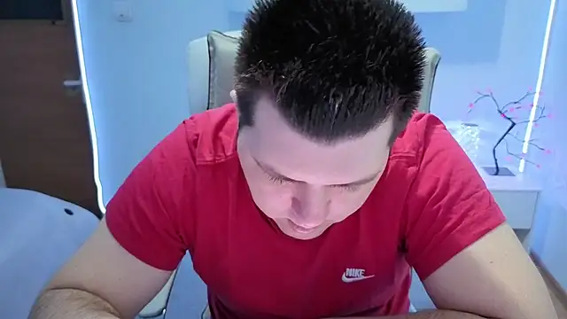 Snapshot of JasonJacks chatting on February 15, 2026, 6:25 am JasonJacks online show from February 15, 2026, 6:25 am