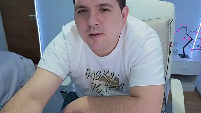 JasonJacks online show from November 3, 2025, 3:45 am