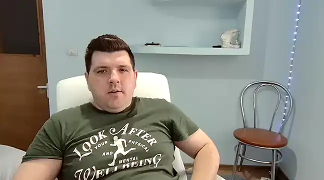 Snapshot of JasonJacks chatting on February 22, 2025, 11:13 am JasonJacks online show from February 22, 2025, 11:13 am