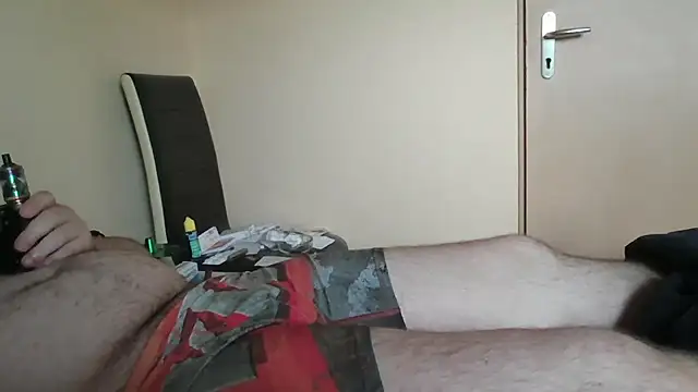 Kevrgt online show from November 10, 2025, 3:28 pm