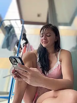 Snapshot of JulliaVegas chatting on March 27, 2026, 3:04 am JulliaVegas online show from March 27, 2026, 3:04 am