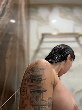 Snapshot of JulliaVegas chatting on April 1, 2026, 2:02 am JulliaVegas online show from April 1, 2026, 2:02 am