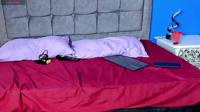 burning-wolves online show from January 5, 2025, 12:53 pm