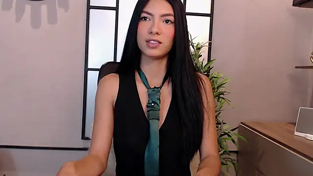 Snapshot of antonellaroux chatting on February 23, 2025, 4:28 am antonellaroux online show from February 23, 2025, 4:28 am