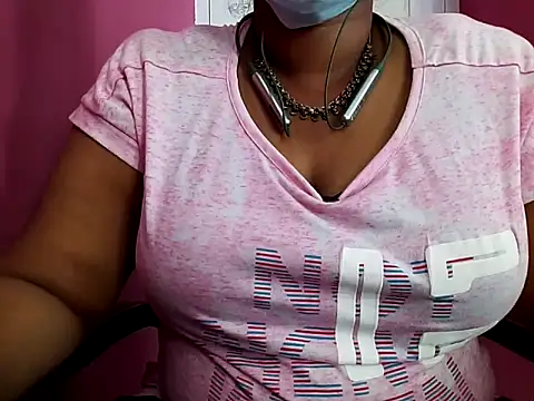 Snapshot of Tamilsathya2024 chatting on February 14, 2025, 3:43 am Tamilsathya2024 online show from February 14, 2025, 3:43 am