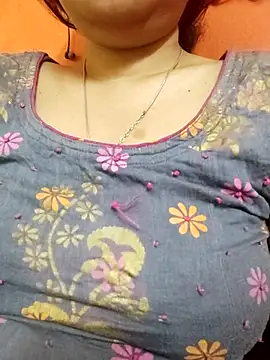 Snapshot of sunita-doll chatting on March 19, 2025, 8:45 am sunita-doll online show from March 19, 2025, 8:45 am