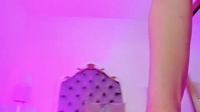 rebeca watsson online show from November 27, 2025, 7:47 pm