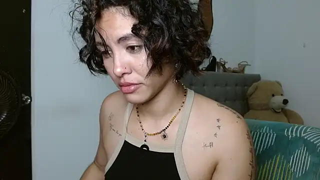 Sexy Lia  online show from June 18, 2026, 3:05 am