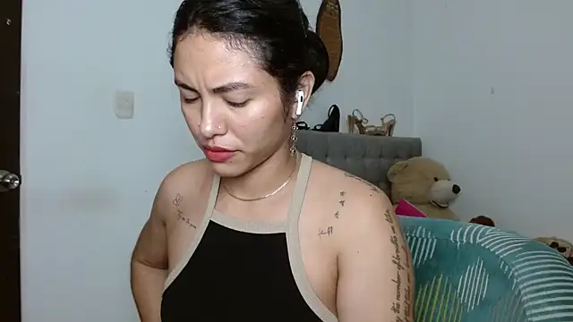 Sexy Lia  online show from July 13, 2026, 5:40 am