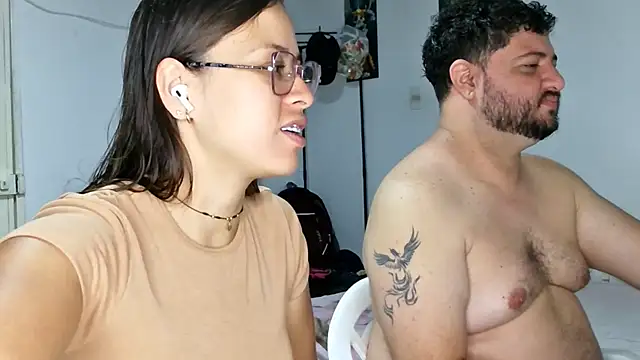 Snapshot of Paloma_Desire chatting on March 13, 2025, 12:24 pm Paloma Desire online show from March 13, 2025, 12:24 pm