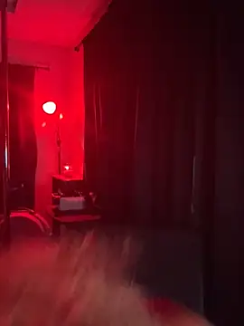 TheAshtynDeLuxe online show from March 25, 2026, 7:41 am