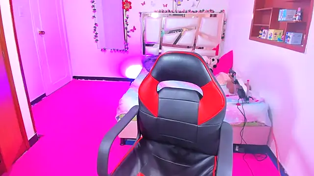 Snapshot of perlabeautiful chatting on March 20, 2026, 1:17 am perlabeautiful online show from March 20, 2026, 1:17 am