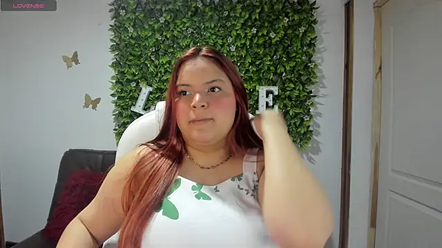 Snapshot of melanie_hh chatting on February 21, 2025, 4:29 am melanie hh online show from February 21, 2025, 4:29 am