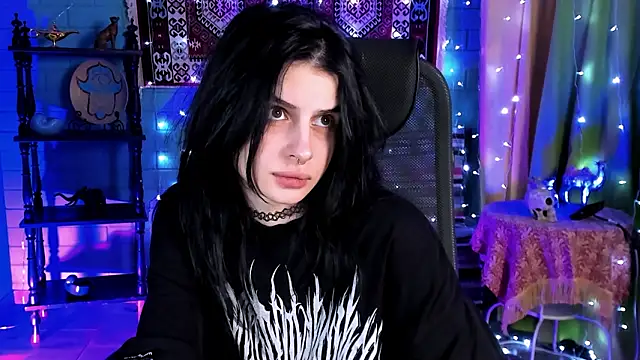 Snapshot of JadeCastle_ chatting on February 10, 2026, 4:28 pm JadeCastle online show from February 10, 2026, 4:28 pm