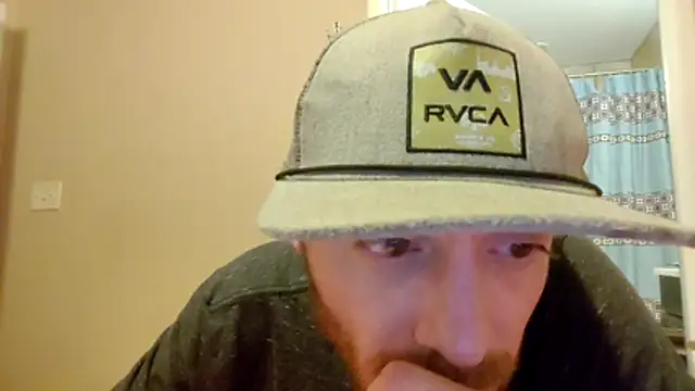 Huntzg23 online show from December 15, 2025, 1:33 am