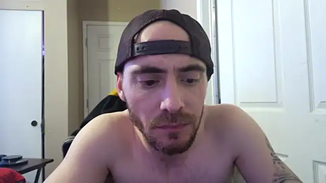 Huntzg23 online show from April 12, 2026, 5:22 am