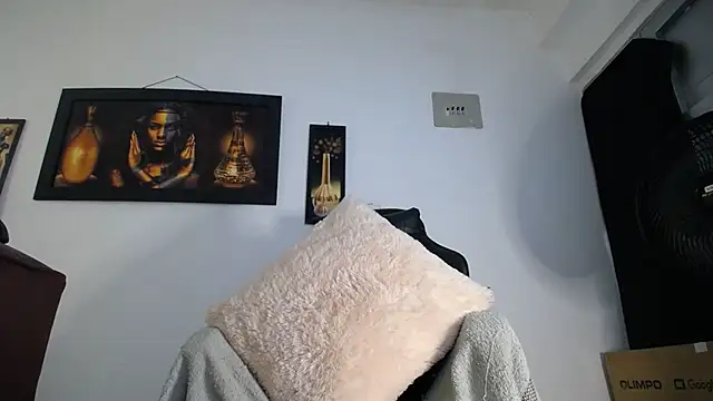 NikolSexyHot online show from May 16, 2026, 7:46 pm