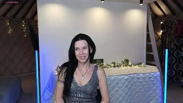 Snapshot of LinaJoy chatting on June 3, 2026, 9:30 pm LinaJoy online show from June 3, 2026, 9:30 pm