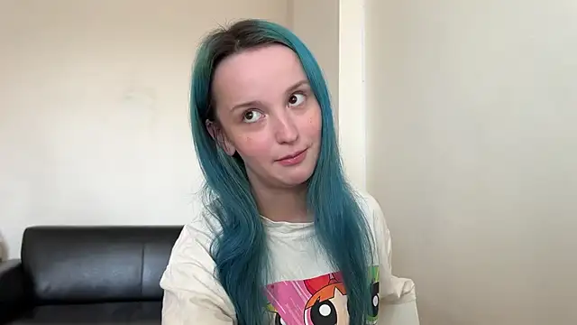 bumble bee online show from January 1, 2025, 10:00 am