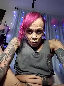 MommyMisfit online show from April 11, 2026, 1:26 pm