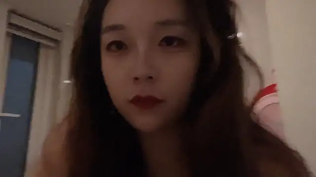 Snapshot of Z30966903S chatting on February 18, 2025, 1:22 pm Z30966903S online show from February 18, 2025, 1:22 pm