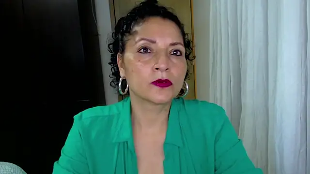 arianna ros3 online show from May 14, 2026, 1:13 am