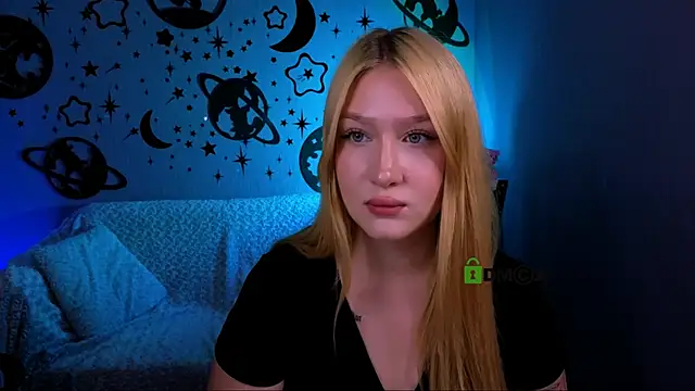 playful sophie online show from June 2, 2026, 7:14 pm