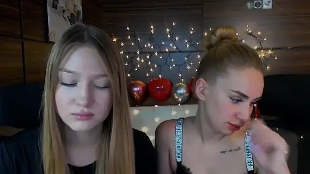 playful sophie online show from March 3, 2025, 9:59 pm