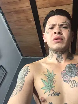 Snapshot of edttatuado19 chatting on February 6, 2025, 1:43 pm edttatuado19 online show from February 6, 2025, 1:43 pm