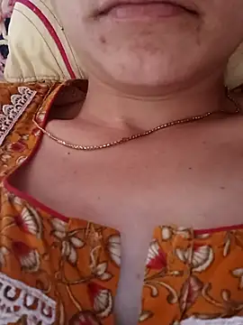 Snapshot of Telugu_Cute_Angel chatting on February 14, 2026, 3:29 am Telugu Cute Angel online show from February 14, 2026, 3:29 am