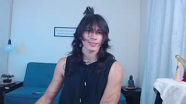 Snapshot of andreey50 chatting on February 22, 2025, 11:24 pm andreey50 online show from February 22, 2025, 11:24 pm