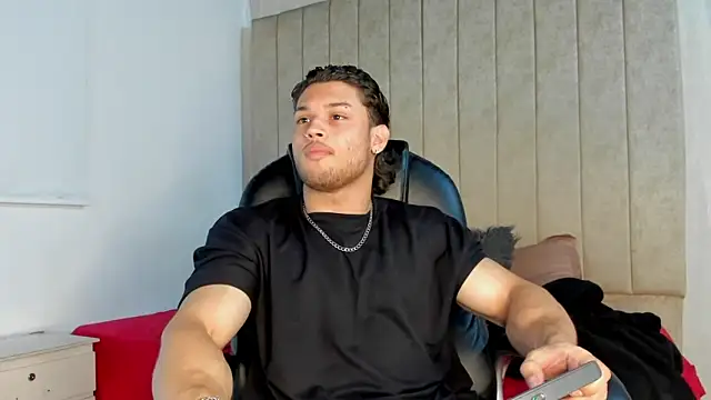 jeicob gagnon online show from October 4, 2025, 7:21 am