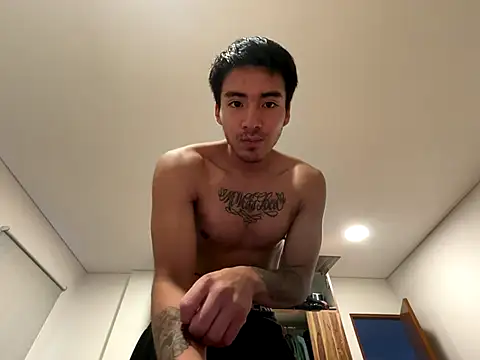 Snapshot of GIOOOO568 chatting on October 4, 2025, 11:17 pm GIOOOO568 online show from October 4, 2025, 11:17 pm