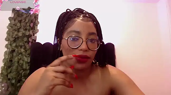 AmyBriiggs online show from February 1, 2025, 10:37 am