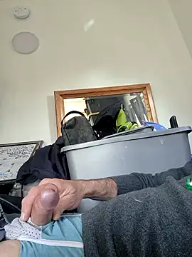 JuicyFuckinPussy online show from February 25, 2026, 9:47 pm