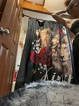 carmelbbyx22 online show from March 16, 2026, 9:28 pm