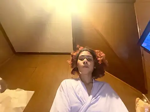 Snapshot of carmelbbyx22 chatting on March 1, 2026, 4:34 am carmelbbyx22 online show from March 1, 2026, 4:34 am