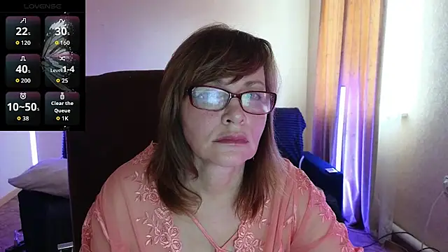 Snapshot of Miss_Moren chatting on April 4, 2026, 5:25 am Miss Moren online show from April 4, 2026, 5:25 am