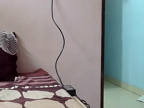 Housewife12 online show from November 16, 2025, 8:30 am