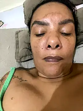 Snapshot of briannaa557 chatting on October 31, 2025, 6:26 pm briannaa557 online show from October 31, 2025, 6:26 pm