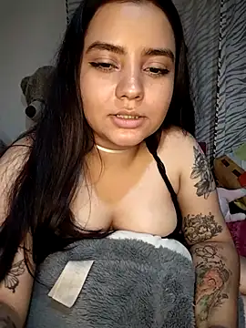 Snapshot of Ema_kraus chatting on February 26, 2025, 10:49 am Ema kraus online show from February 26, 2025, 10:49 am