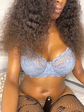 teddy04 online show from February 8, 2026, 5:43 pm