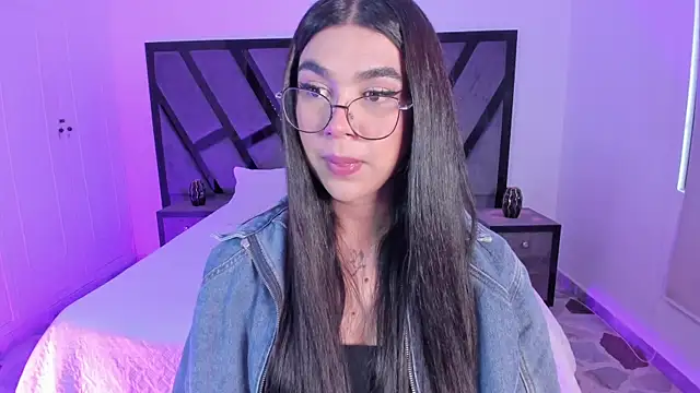 Snapshot of RoseCassie chatting on July 5, 2026, 12:23 pm RoseCassie online show from July 5, 2026, 12:23 pm