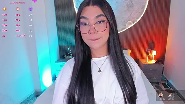 Snapshot of RoseCassie chatting on June 3, 2026, 1:12 pm RoseCassie online show from June 3, 2026, 1:12 pm