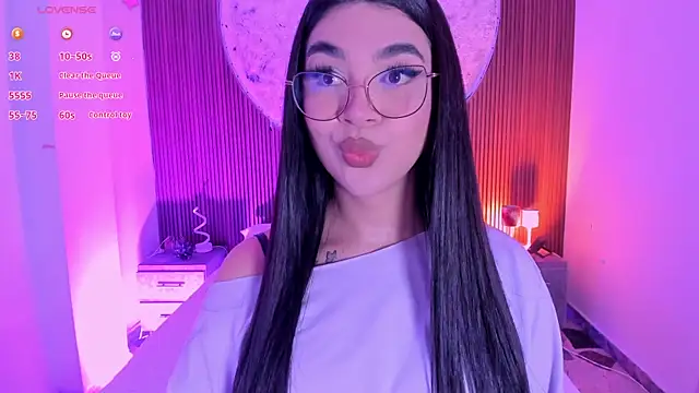 Snapshot of RoseCassie chatting on June 16, 2026, 1:22 pm RoseCassie online show from June 16, 2026, 1:22 pm