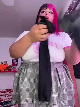 Snapshot of Pinky-Flower chatting on January 31, 2025, 12:39 am Pinky-Flower online show from January 31, 2025, 12:39 am