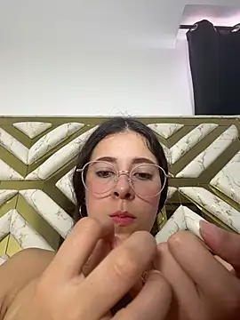 evaFiore online show from July 12, 2026, 7:15 pm